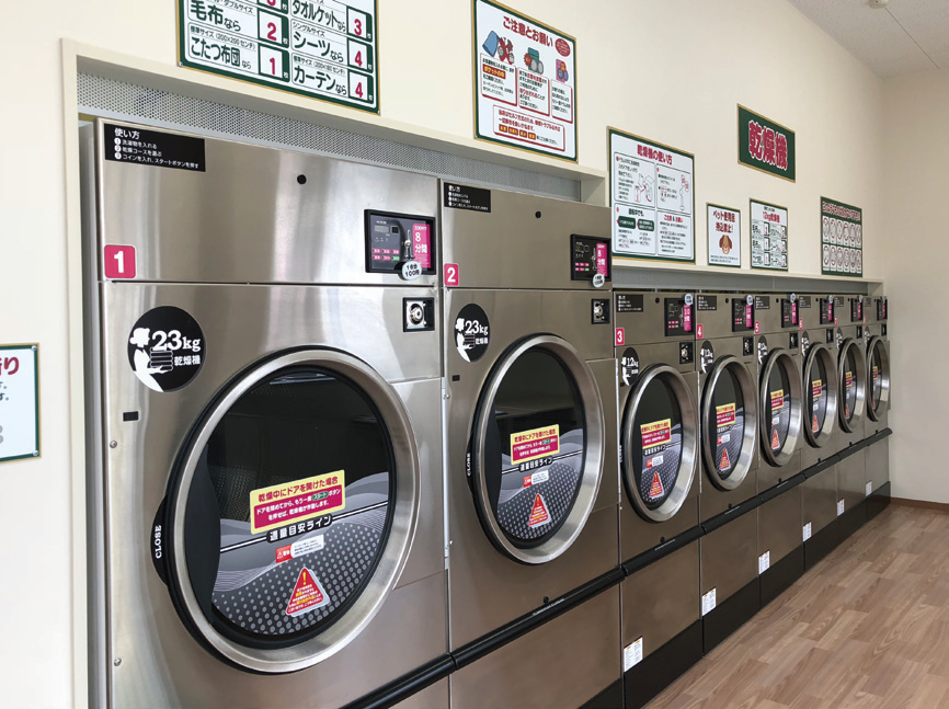 コインランドリーの中古洗濯機ンドリーの中古洗濯機23kgひとつ